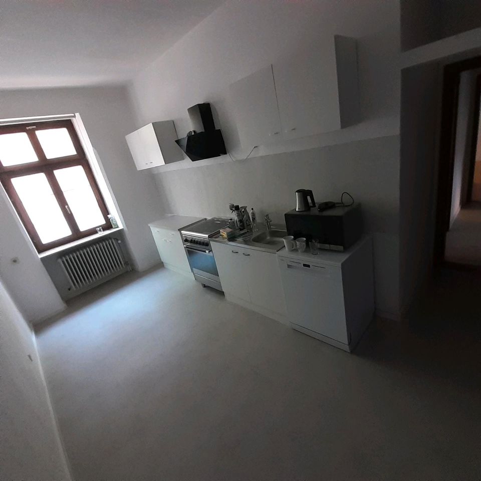 Zimmer wg flat 2 Monate - 290,00 EUR Kaltmiete, ca.  28,00 m² in Karlsruhe (PLZ: 76131) Innenstadt-Ost